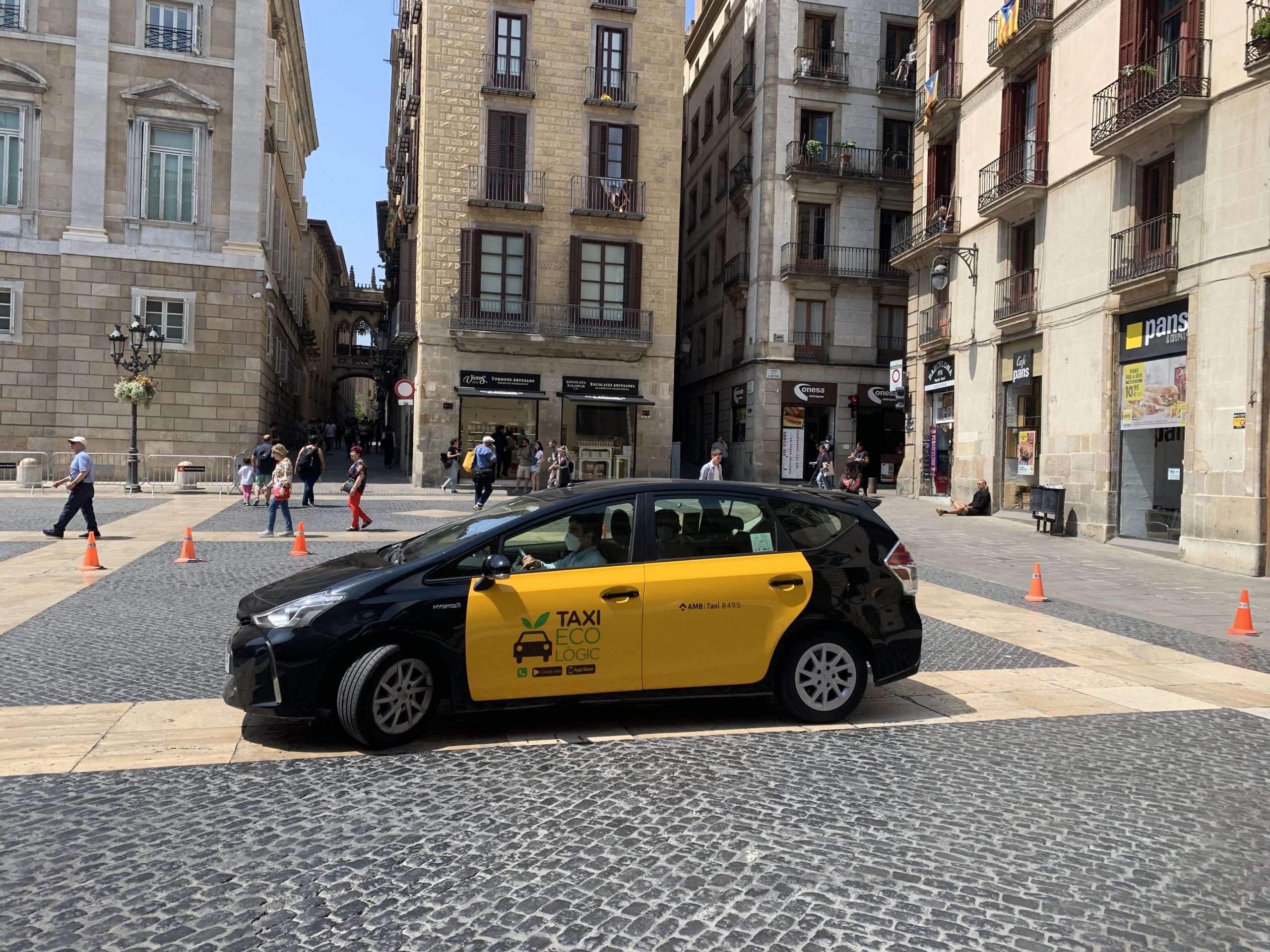 Everything You Need To Know About Taxis In Barcelona The Lithuanian 