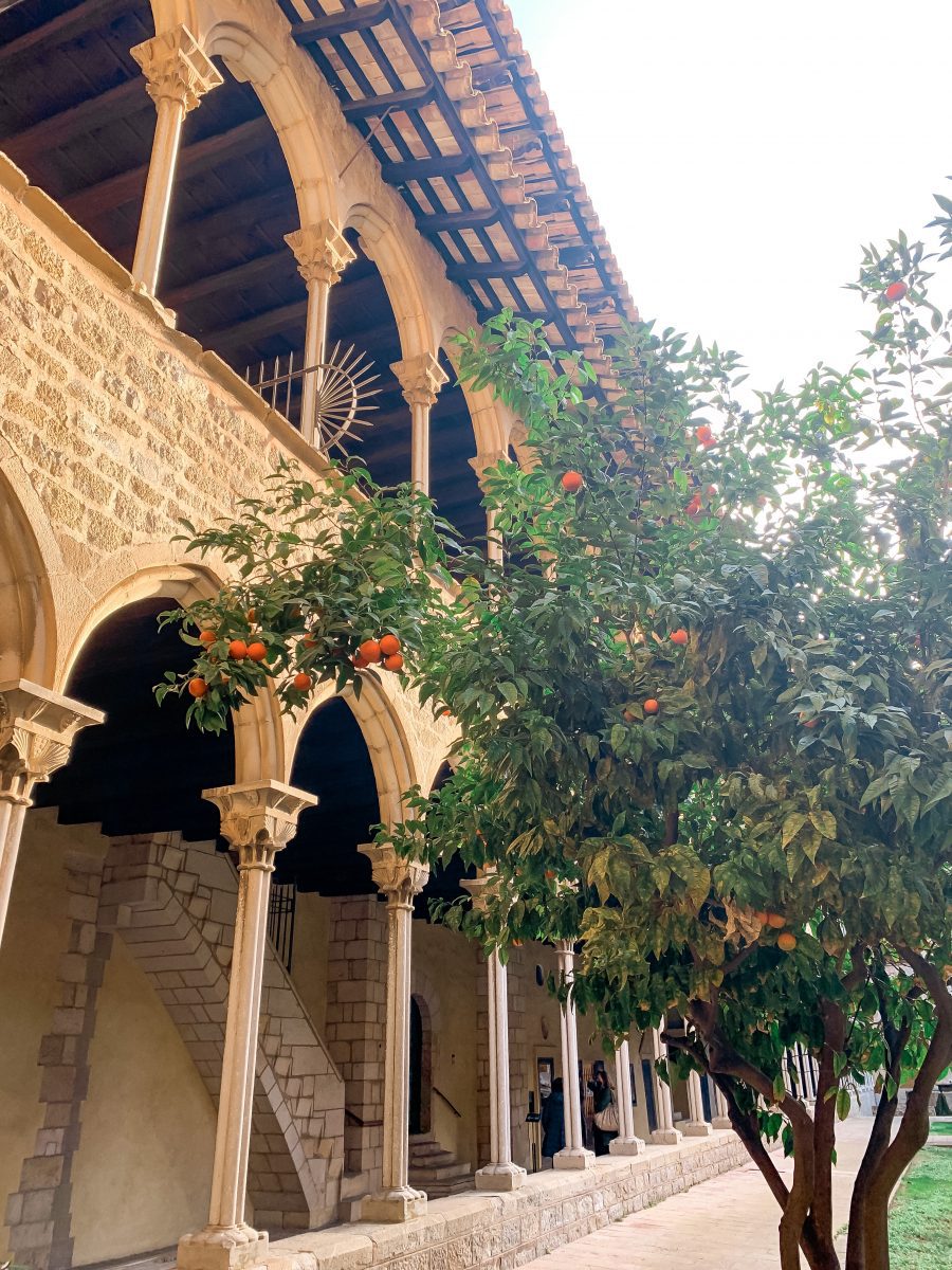 barcelona instagram spots monasterio de pedralbes