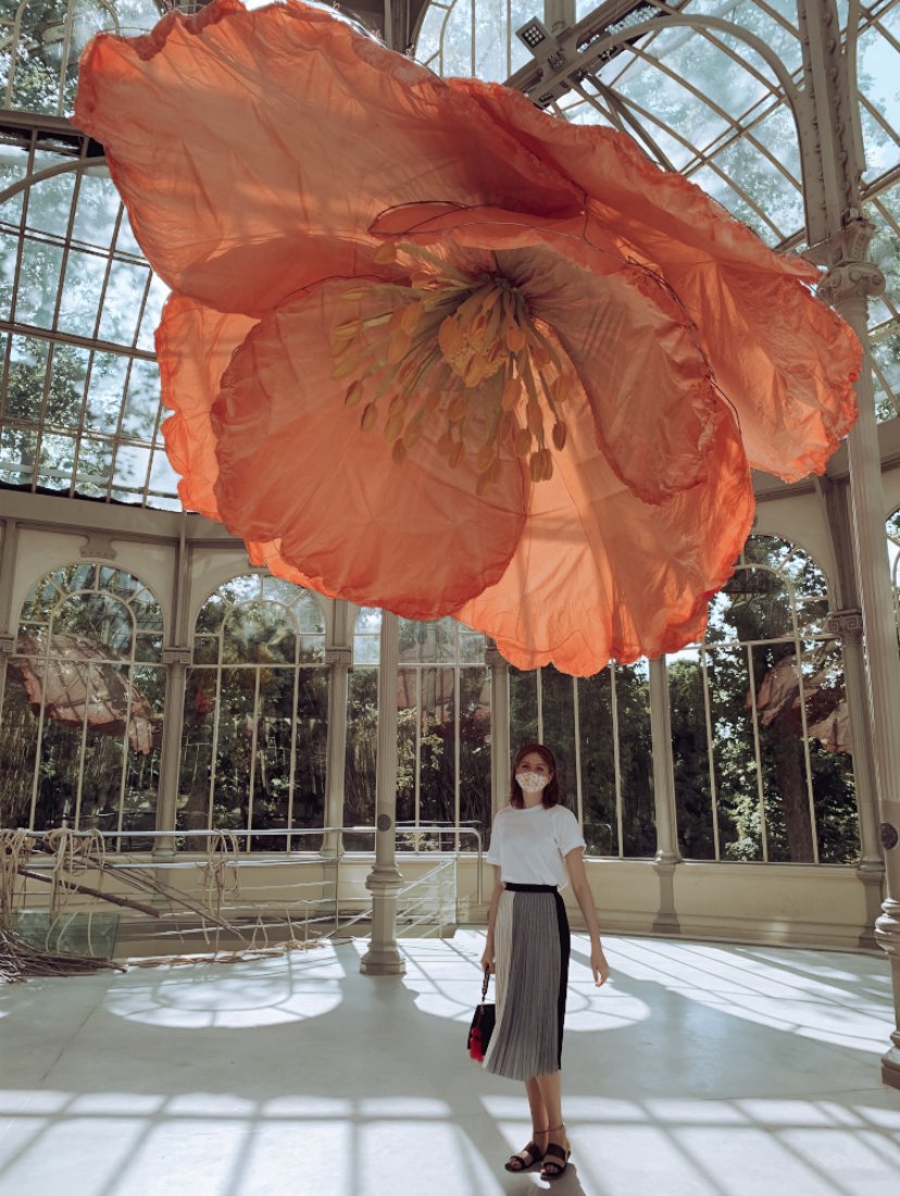 Cheap Things to do in MAdrid Retiro Palacio de Cristal madrid bucket list is madrid worth visiting?