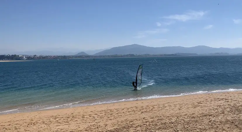 Weekend in Santander windsurfing