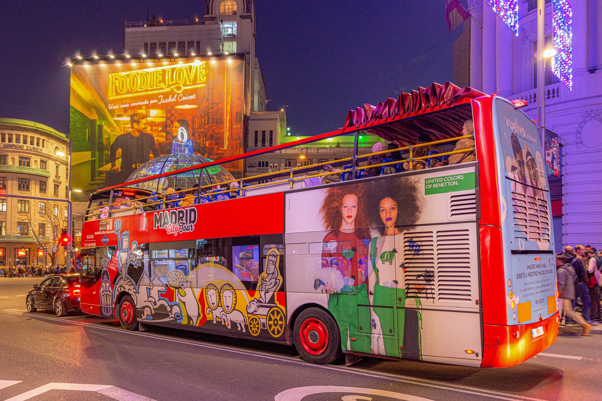 free things to do in madrid hop on bus