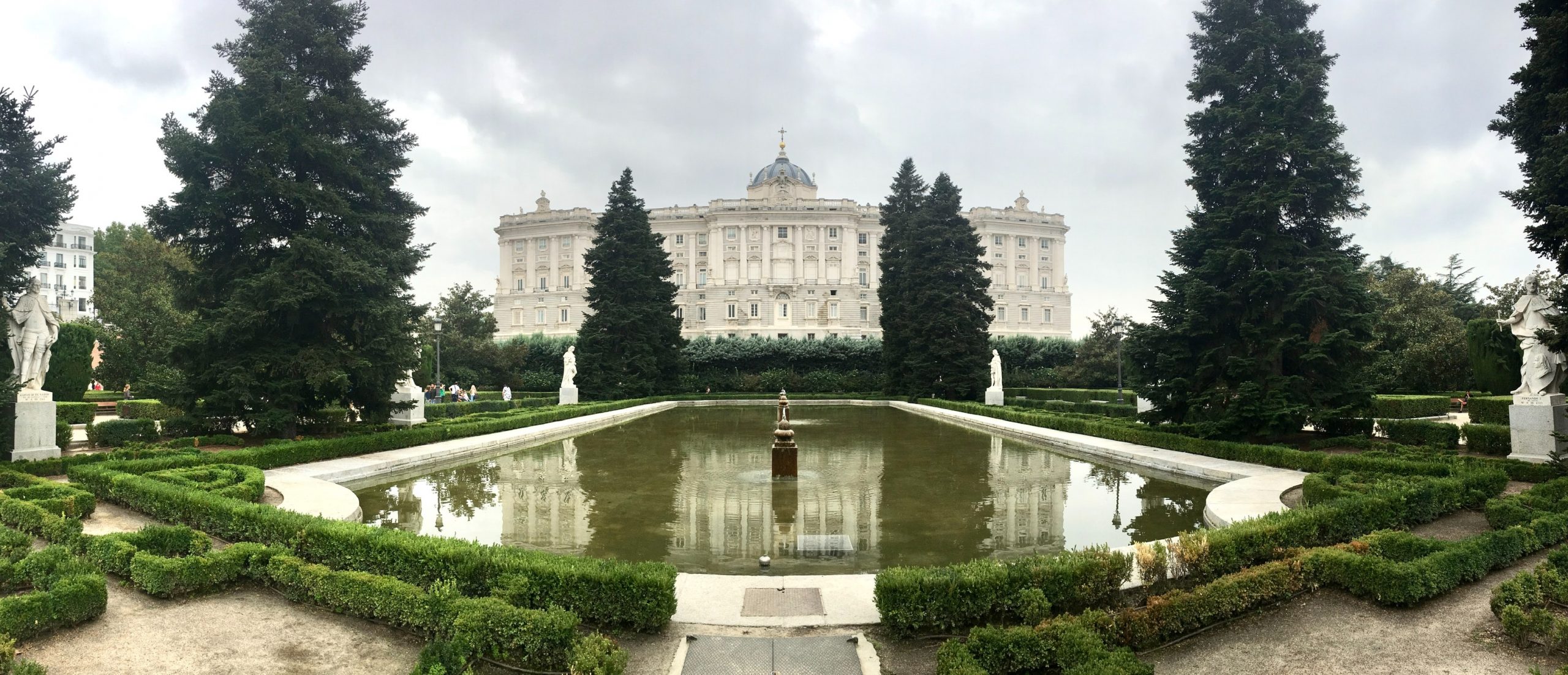 Jardines del Campo del Morro Cheap Things to do in Madrid Puerta de Alcala