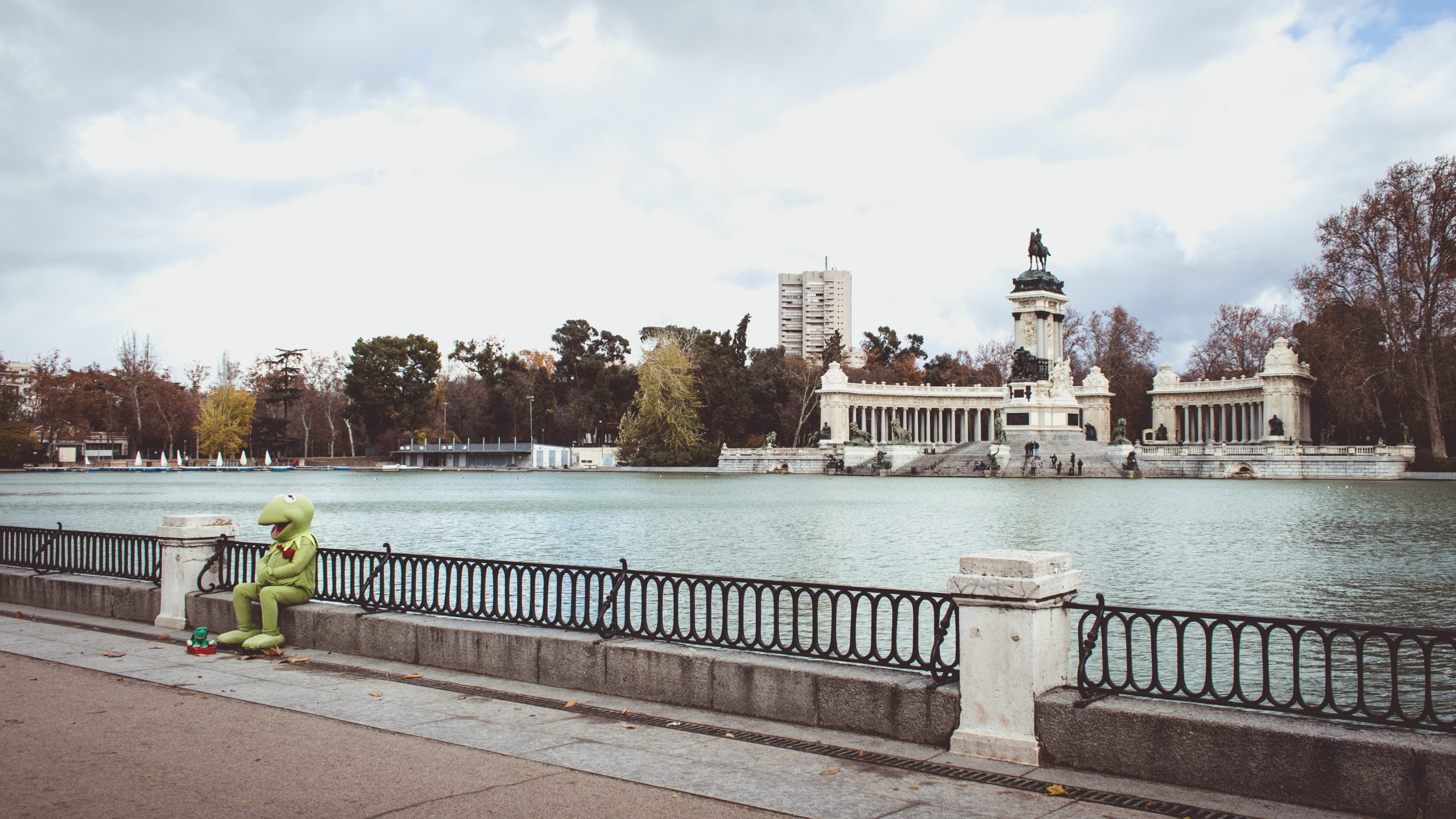 Lake in Retiro Cheap Things to do in Madrid Puerta de Alcala