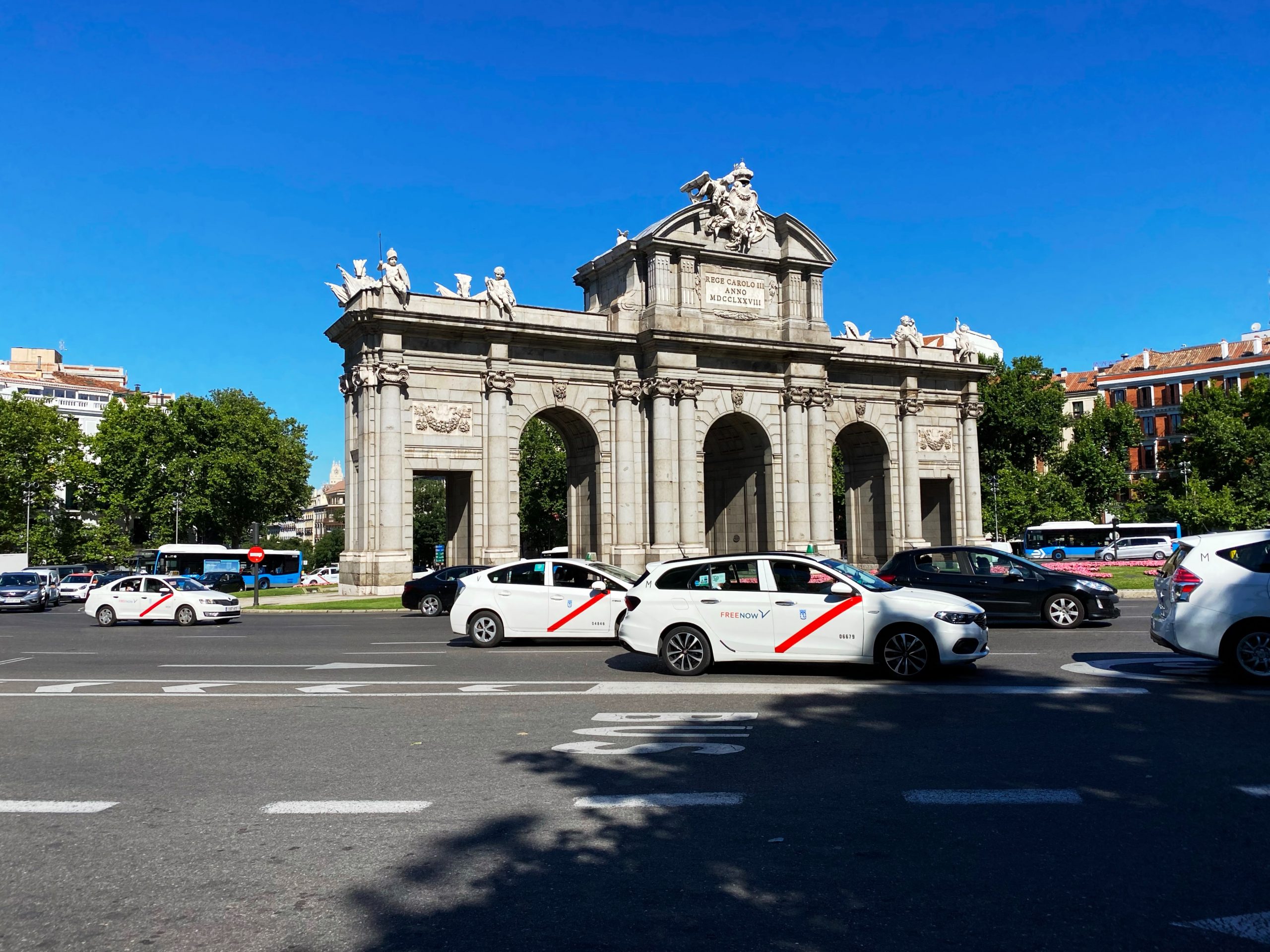 Madrid Bucket List Challenge Puerta de Alcala