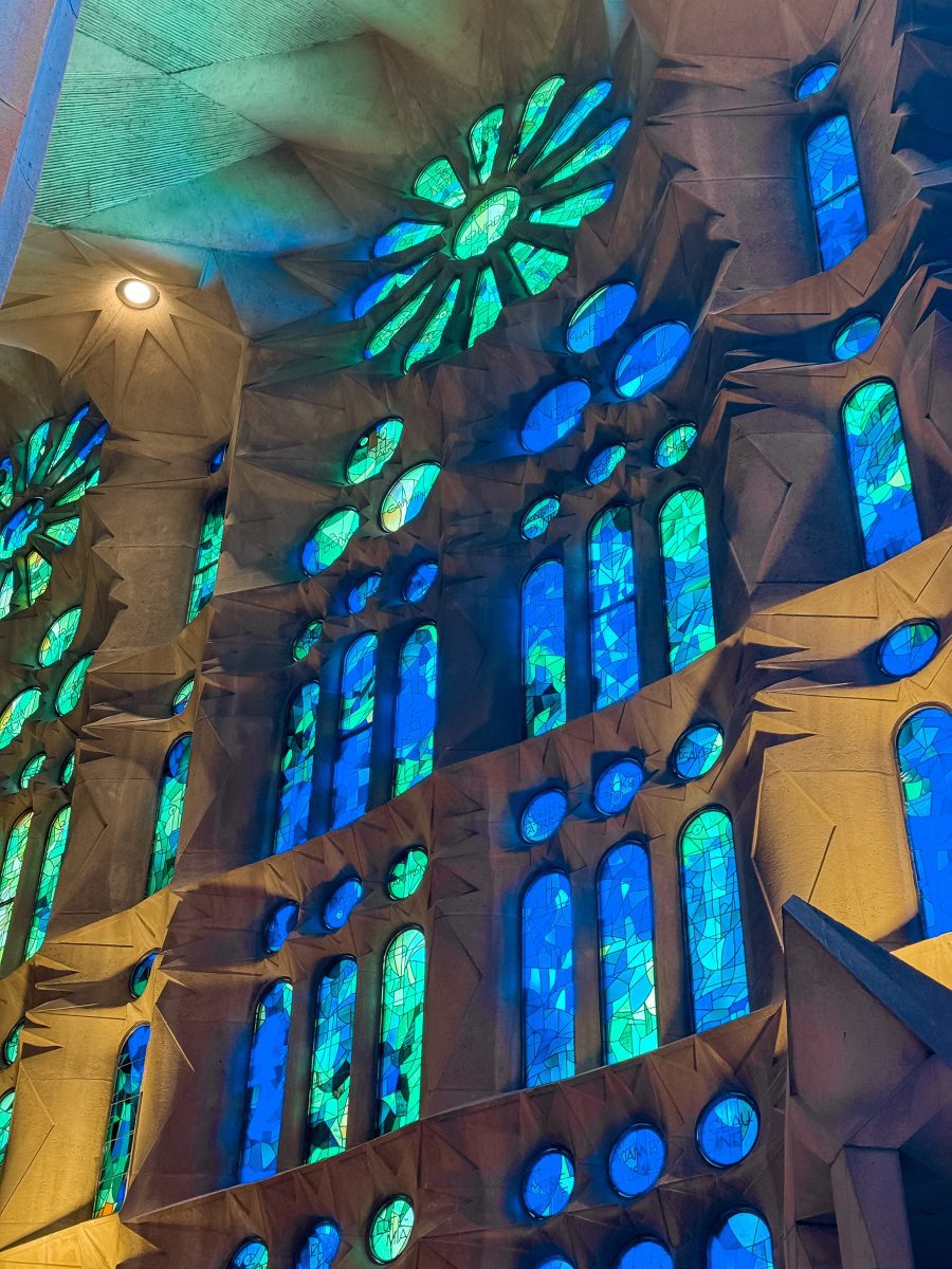 barcelona bucket list Sagrada Familia golden hour inside barcelona at night 3 days in barcelona self guided walking tour of barcelona gaudi building map 