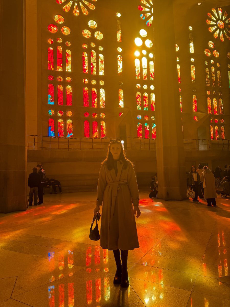 barcelona bucket list Sagrada Familia photo me