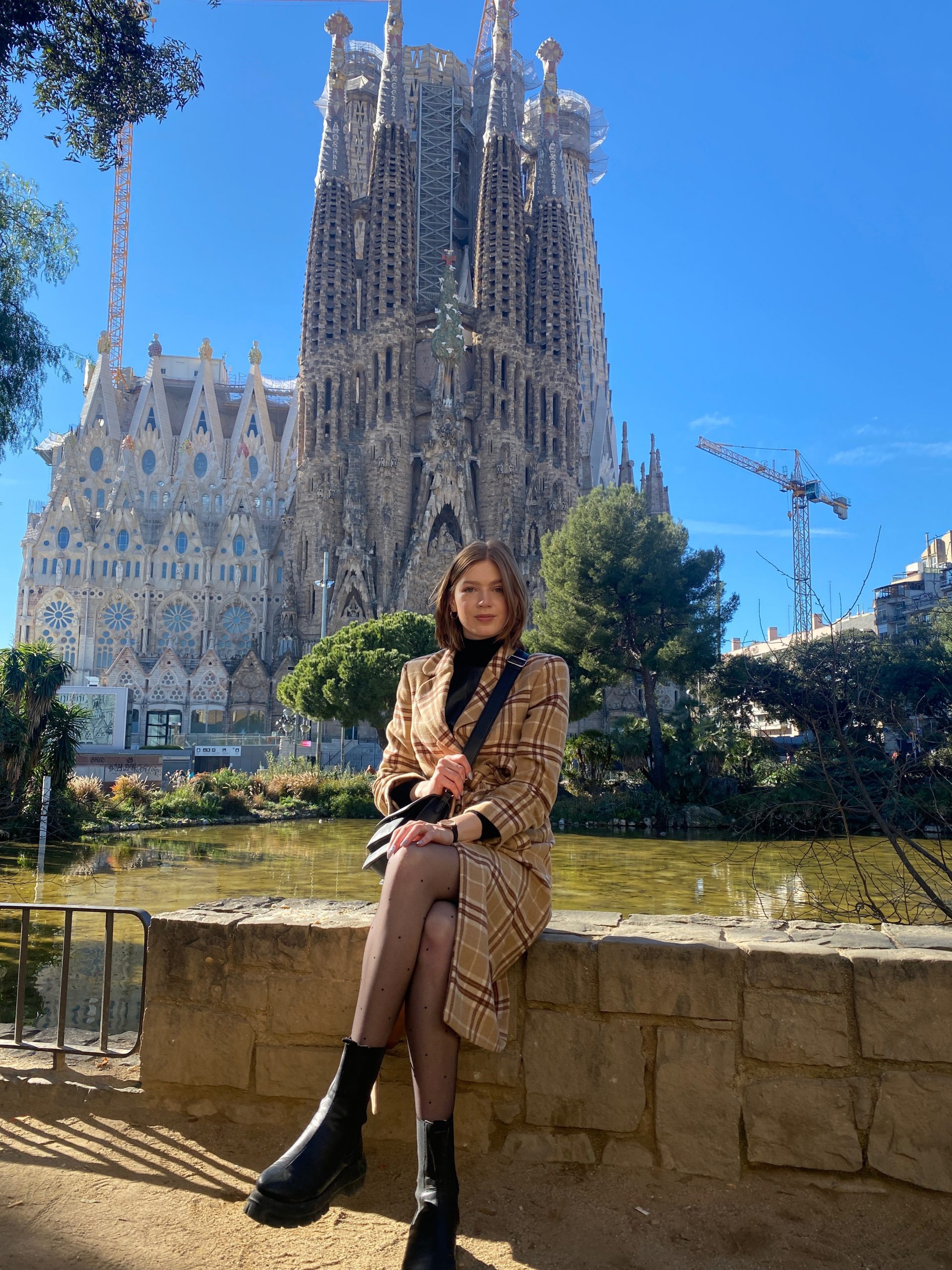 self-guided walking tour of Barcelona Instagram spots famous buildings in Barcelona solo travel barcelona fun facts about barcelona unesco things to do in barcelona at night quotes about barcelona barcelona neighborhood map sagrada familia