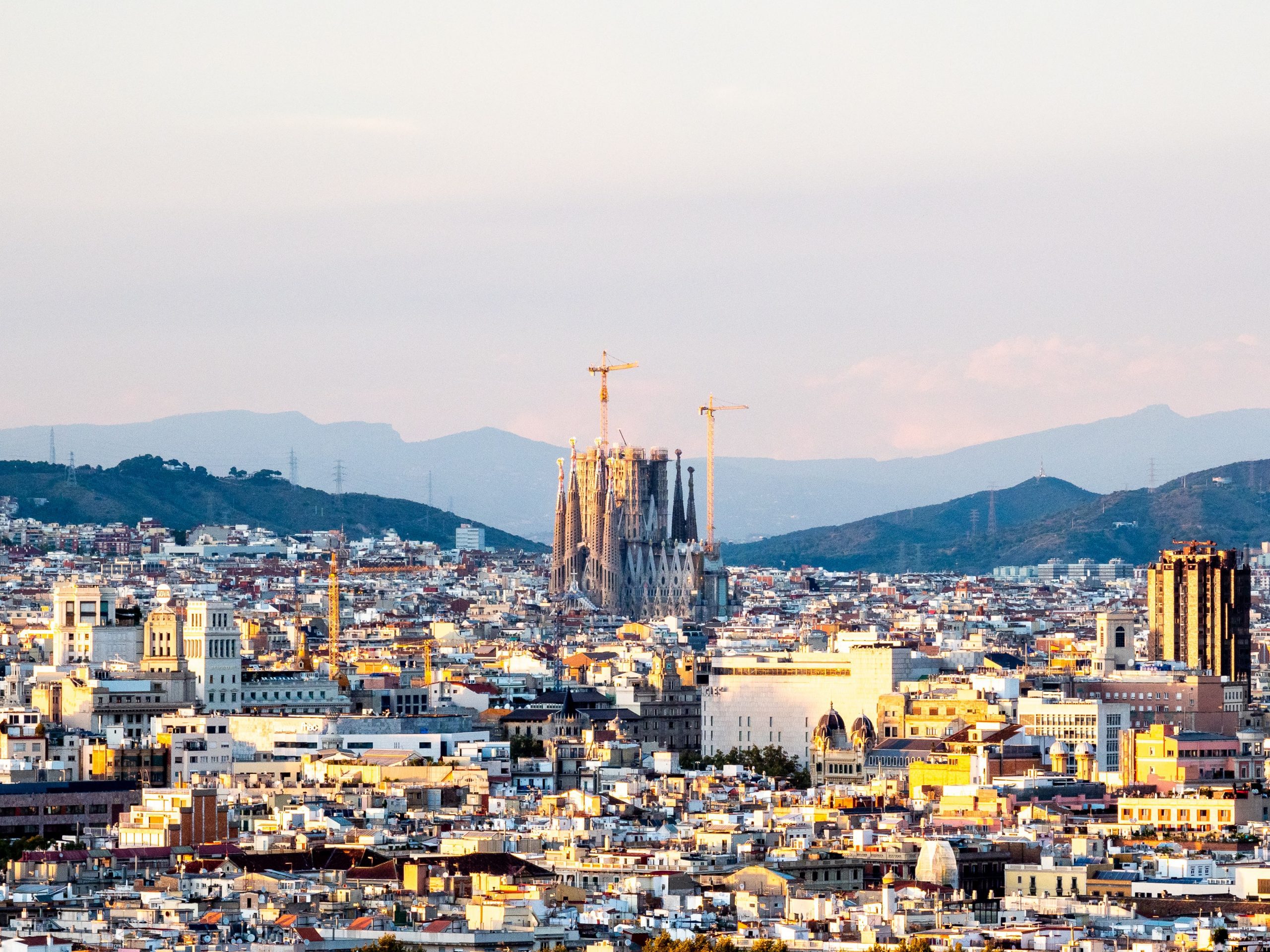 sagrada familiaaa self-guided walking tour of Barcelona