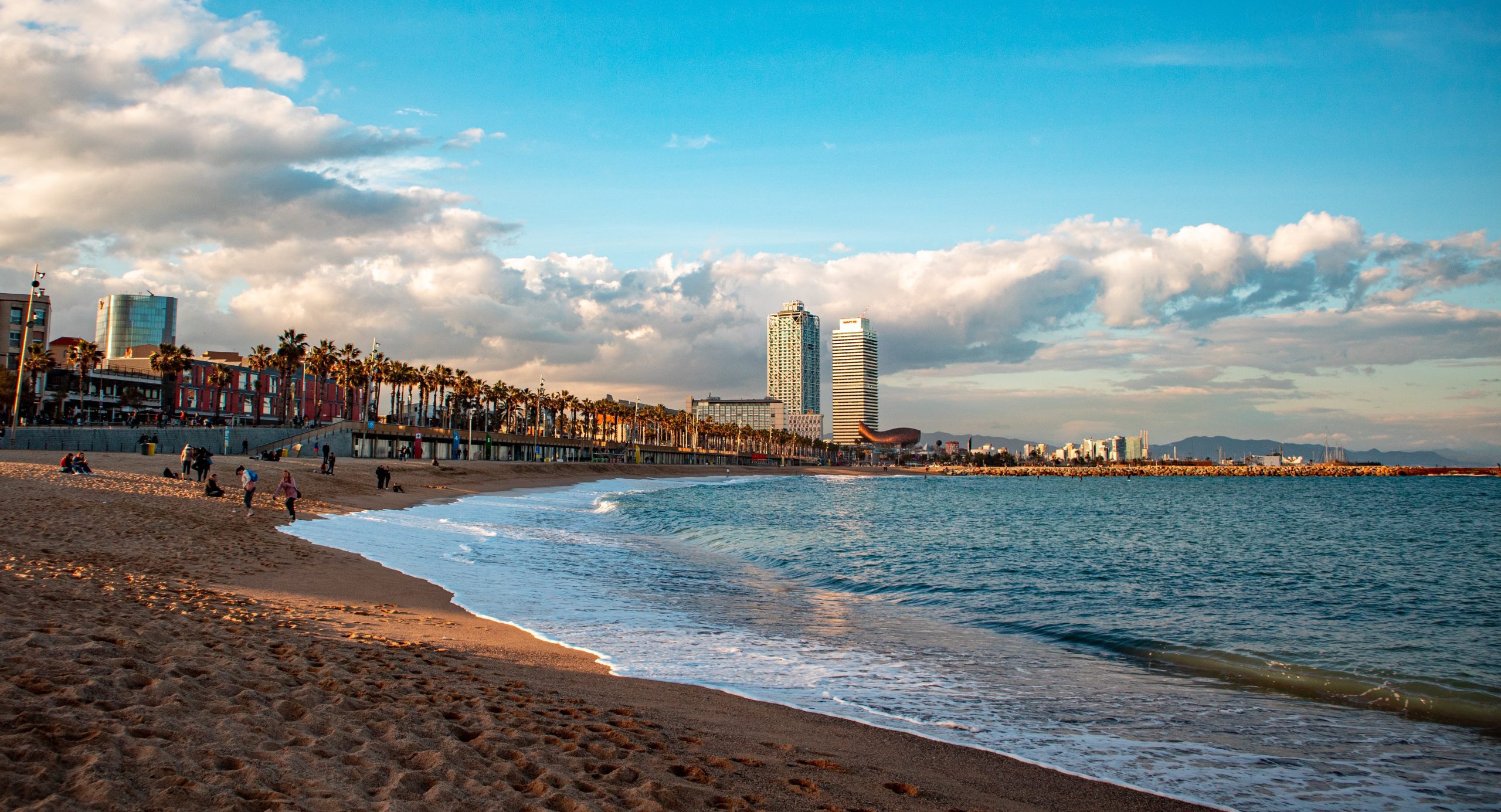 fun facts about barcelona beach city