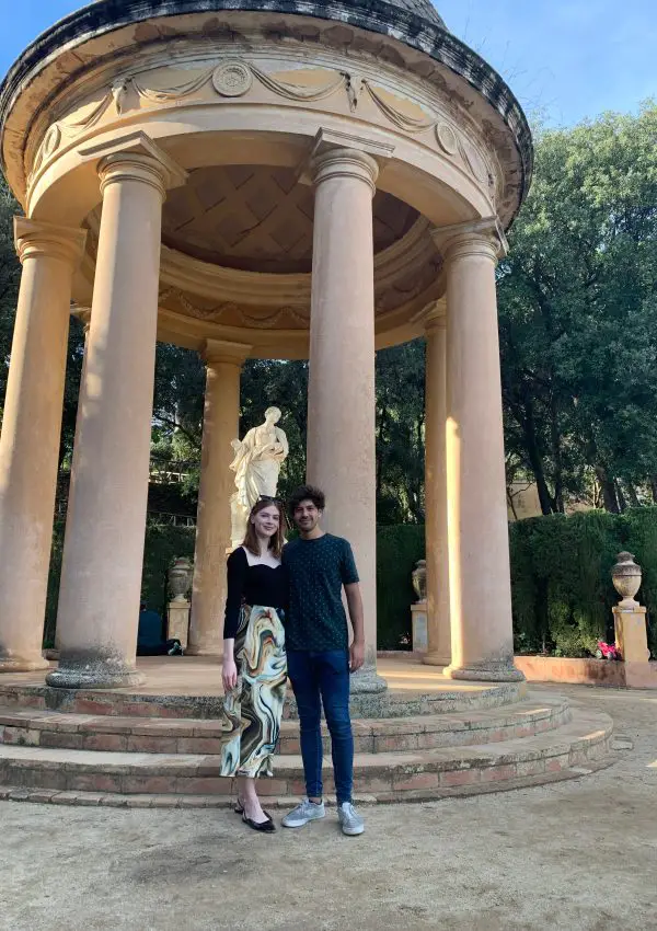 Barcelona Instagram spots romantic things to do in Barcelona labyrinth park photo