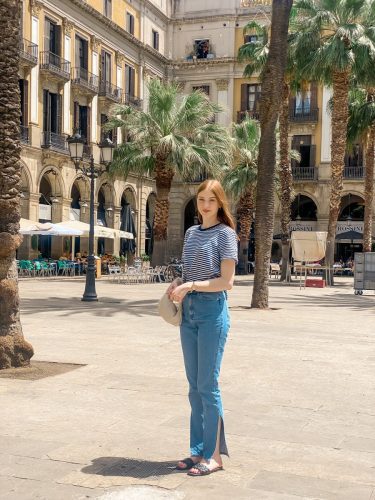 Barcelona Instagram spots Plaça reial 3 days in Barcelona 