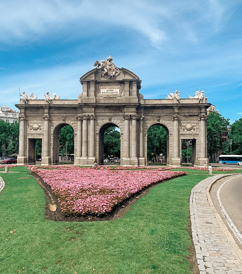 Puerta de Alcala Madrid Instagram Spots Madrid bucket list is Madrid worth visiting?