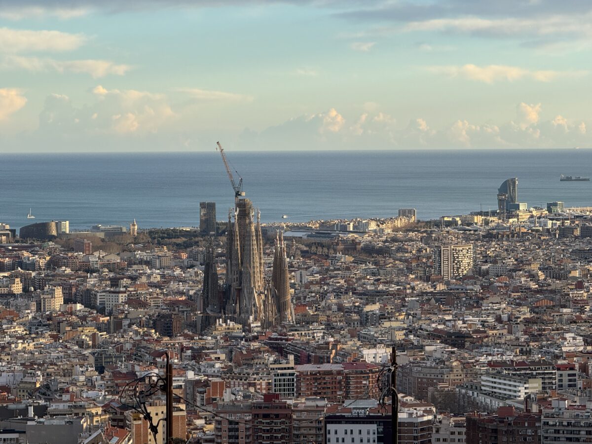how to get to the bunkers del carmel in barcelona beautiful views photo